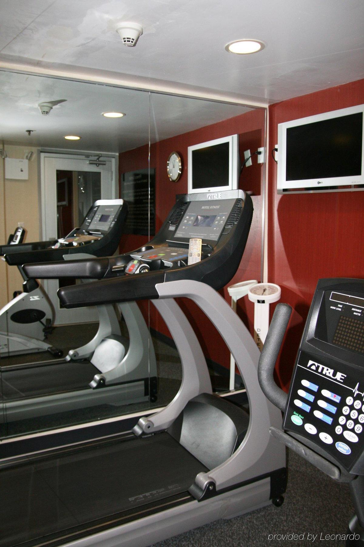 Hampton Inn Seaport Financial District Нью-Йорк Удобства фото