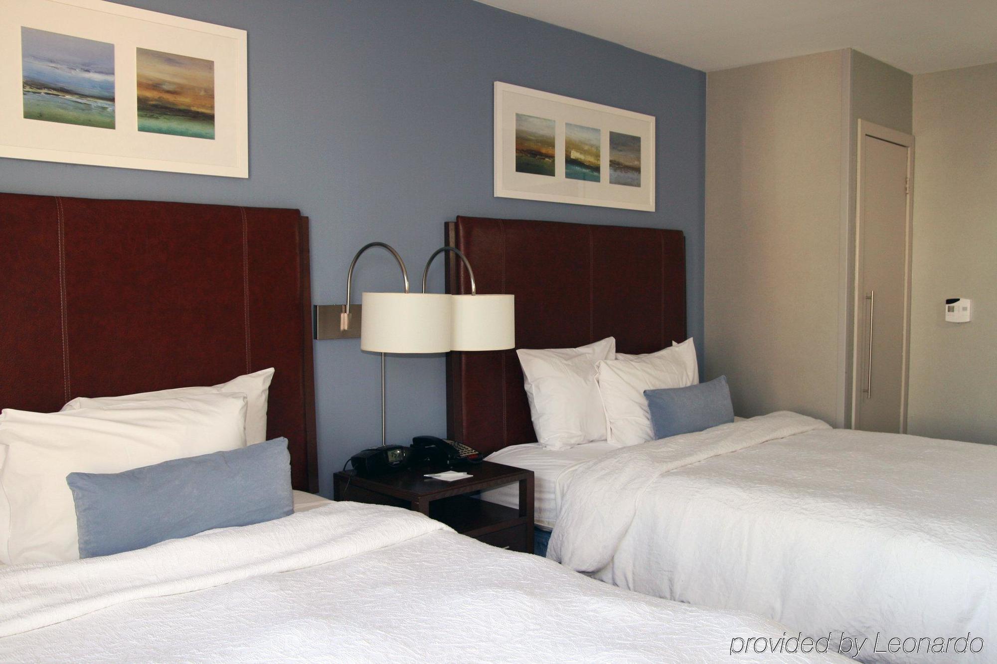 Hampton Inn Seaport Financial District Нью-Йорк Номер фото